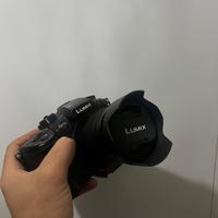 Panasonic Lumix Gh5s + microfono RODE