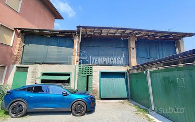 INTERNO STABILE A MAPELLO DA RISTRUTTURARE!!