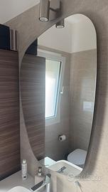 Specchio design 104×72 cm – Corn.Allum., pred.LED