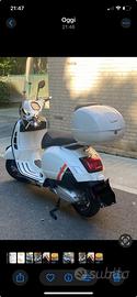 Vespa gts 300 super sport 2024 - km 1500