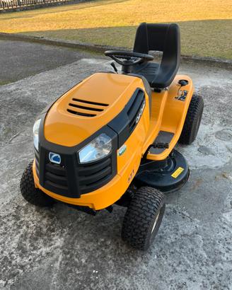 Trattorino rasaerba cub cadet seminuovo