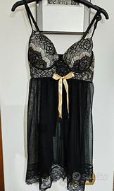 Babydoll in pizzo nero 