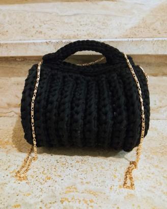 Borsa Bauletto artigianale in fettuccia nera