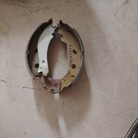 ganasce freno posteriore sinistro Fiat multipla