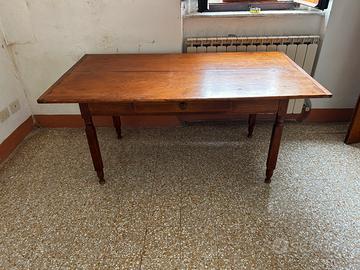 Tavolo in legno 6 posti