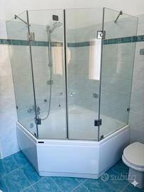 Vasca da bagno con vetro