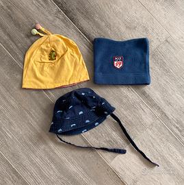 Set 3 cappellini bambino 3-6 mesi