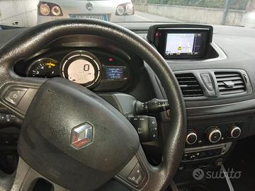 Renault Megane Coupé 1.5 dCi – 2013 – 170.000 km