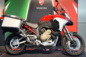 DUCATI Multistrada V4 S RALLY FULL RED