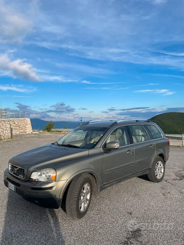 Volvo XC90 (2003-2014)