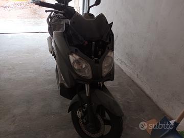 Yamaha X-Max 250 - 2009