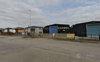 Capannone a Verdello