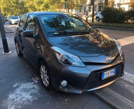 Toyota Yaris 1.5 Hybrid 5 porte Lounge