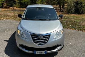 Lancia Ypsilon 1.2 69 CV 5 porte S&S Platinum