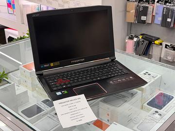ACER HELIOS 300 - i7 7700HQ - 16/ 1.2TB - GTX 1060
