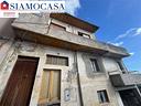 casa-di-circa-150-mq-con-piccolo-cortile-con-due-p