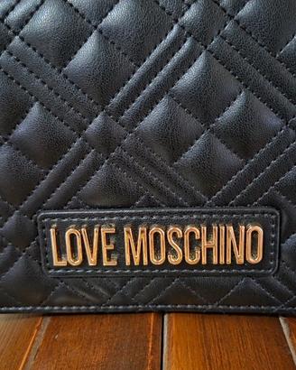 Borse con catenella "LOVE MOSCHINO"