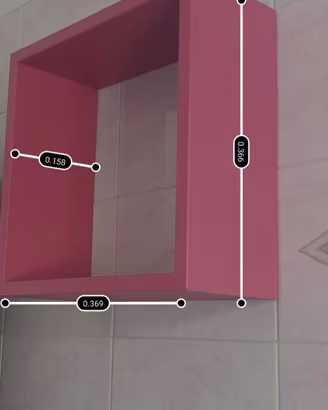 Bagno sospeso color ciclamino