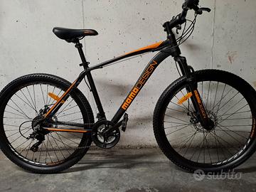 bicicletta MTB  Momo Disign, usata pochissimo 
