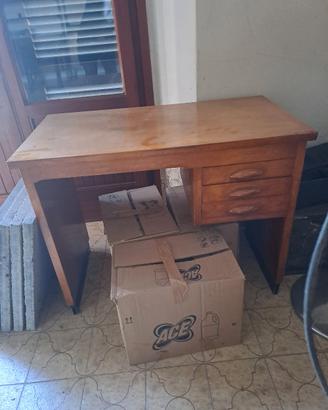 piccola scrivania originale anni 60