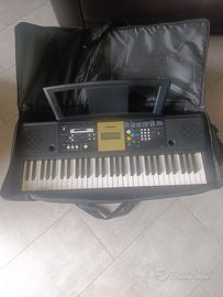 tastiera Yamaha YPT 220
