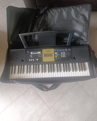 tastiera Yamaha YPT 220