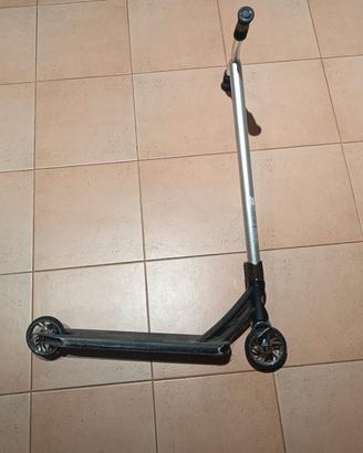 Monopattino freestyle TechTeam Busted