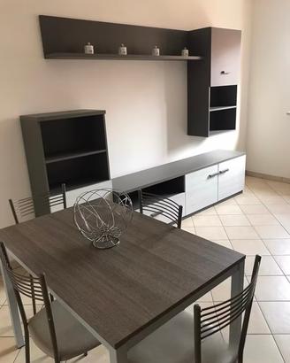 Monterotondo bilocale con balcone