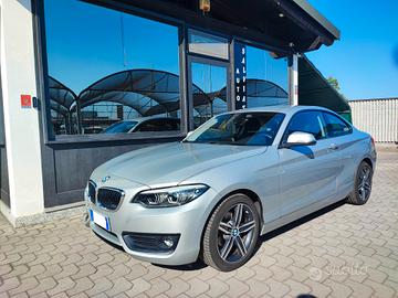 Bmw 218 218i Coupé Sport uni-pro