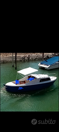 Barca Pilotina Cabinata