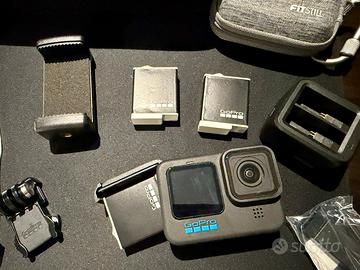 GoPro HERO11 Black + 3 batterie + accessori