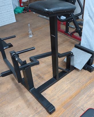 palestra, incline rowing e panca piana