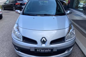 RENAULT Clio 1.4 16V 5p Dynamique NEOPATENTATI