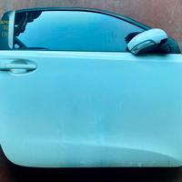 Portiere anteriori per Toyota IQ del 2011