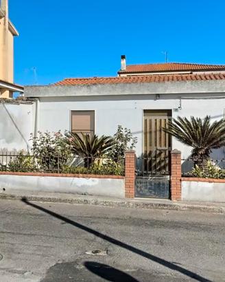 Casa campidanese da ristrutturare