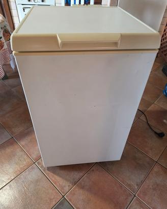 Congelatore a pozzetto IGNIS 