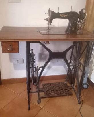 Macchina da Cucire Pfaff 30
