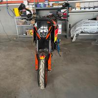 Ktm Duke 690 r