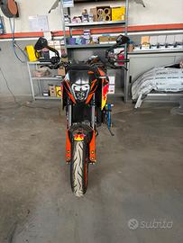 Ktm Duke 690 r