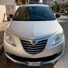 Lancia Y Gold, benzina-gpl, soli 77.000 km