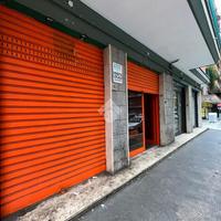 NEGOZIO A ROMA