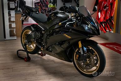 Yamaha YZF R6 - 2010