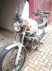 Moto Guzzi tenuta benissimo