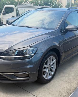 Volkswagen Golf Variant 1.6 TDI 115 CV Business Bl