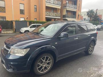 freemont 7 posti automatica tettuccio 4x4