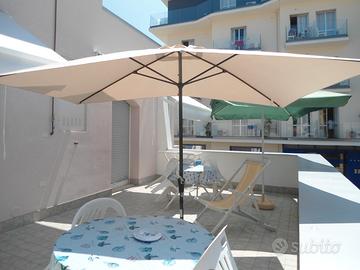 A 20 mt dal mare con grande terrazza