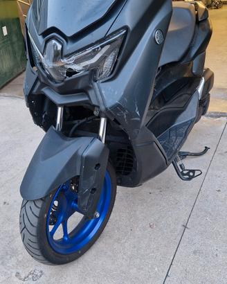ricambi  N max 125 