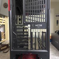 Case Gaming HYTE Y60 - Rosso/Nero - Design Panoram