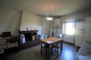Rustico / Casale di 70 m² con 3 locali e box auto 