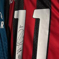 Maglia ibrahimovic autografata